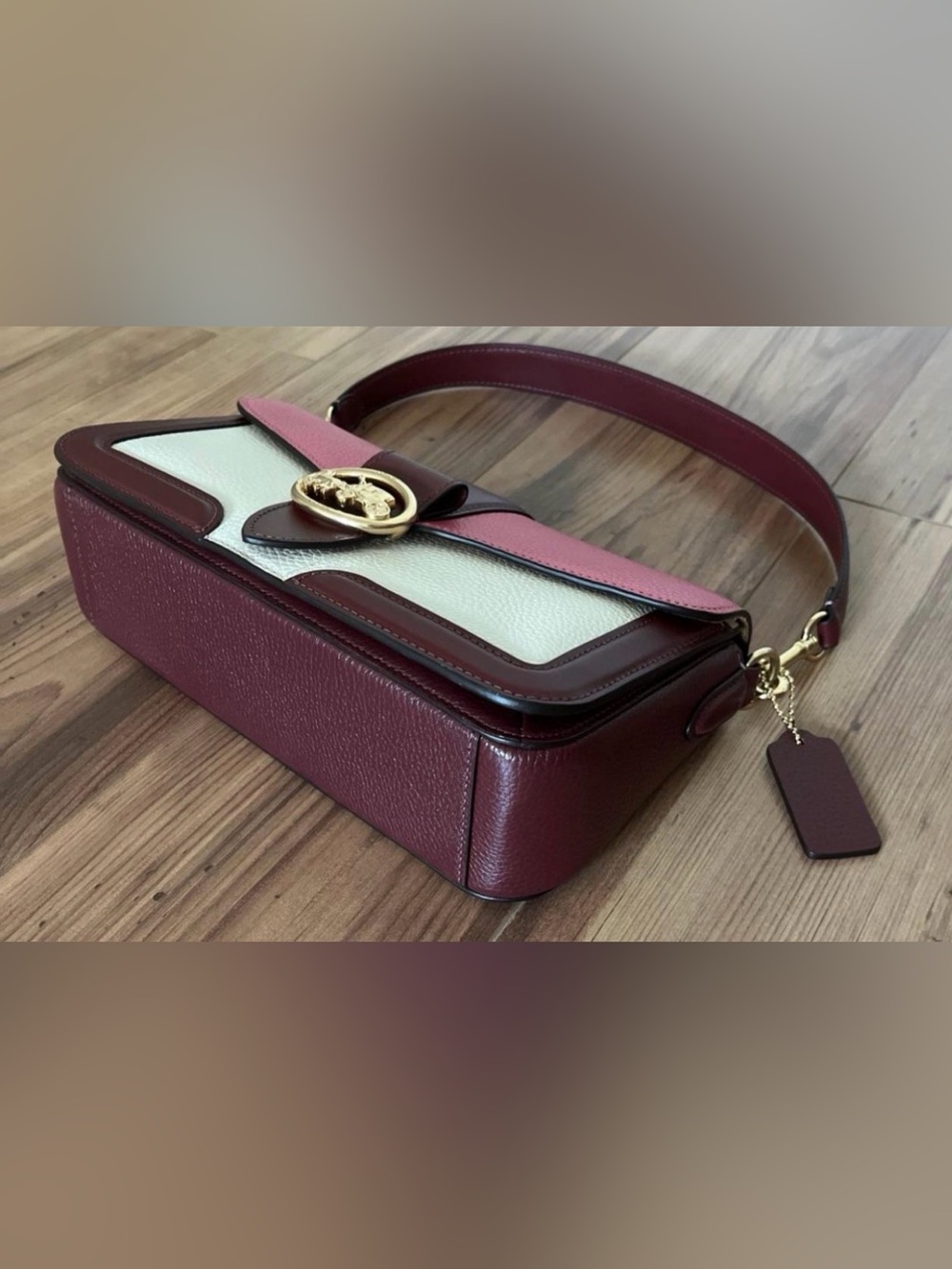 ✨ Beautiful Coach Pink & White Shoulder Bag ✨ 🩷🩷🩷🩷🩷 - Picture 10 of 15